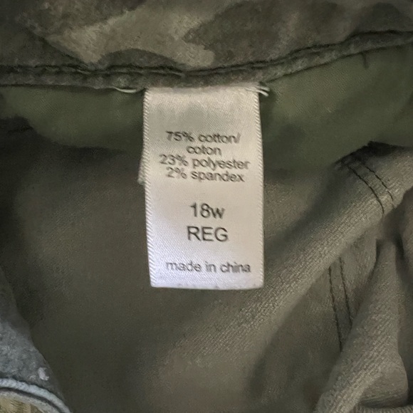 Maurice’s pants - Picture 3 of 3